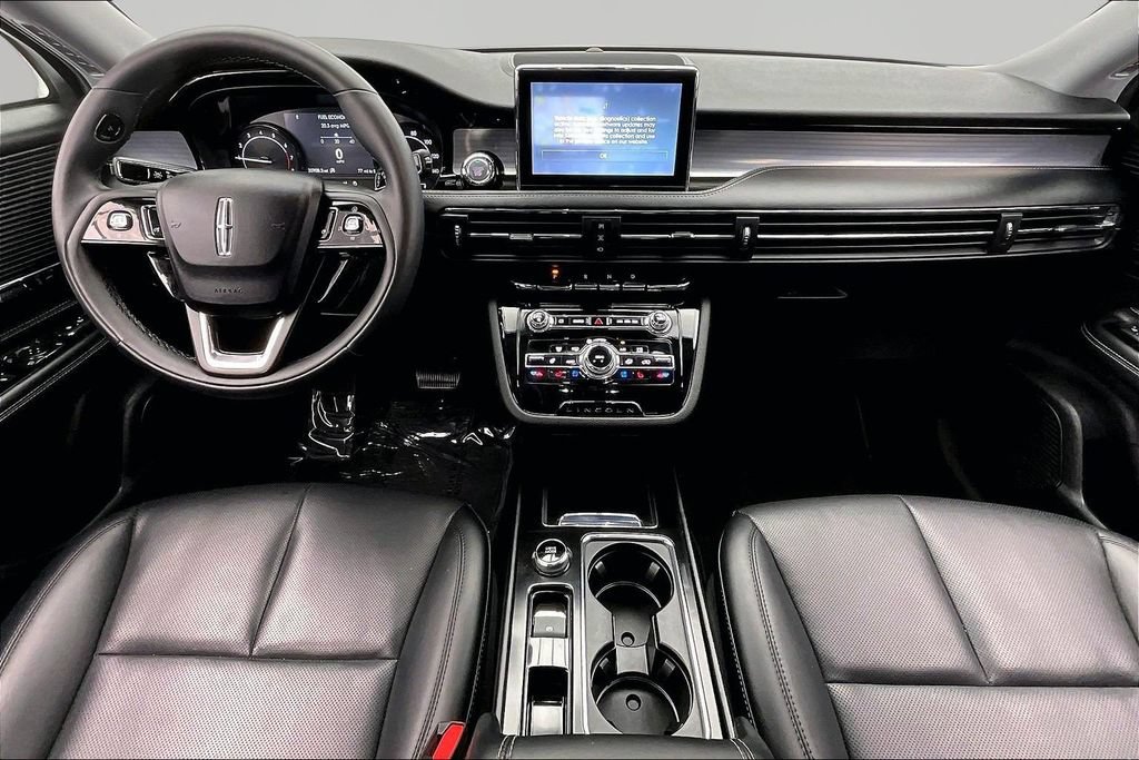 Used 2022 Lincoln Corsair AWD w/ Equipment Group 101A image 16