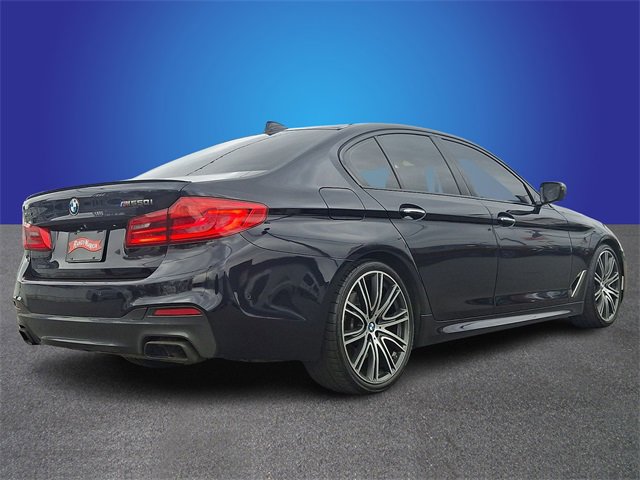 Used 2018 BMW M550i xDrive w/ Driving Assistance Package image 4