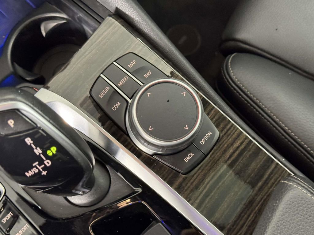 Used 2019 BMW 540i xDrive AWD/4WD image 30