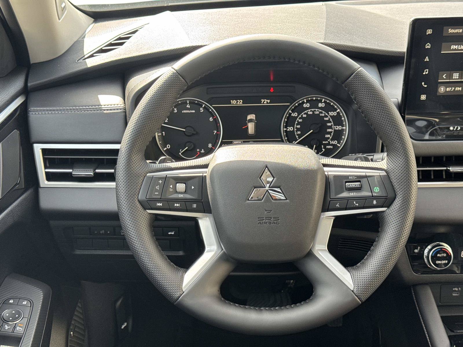New 2026 Mitsubishi Outlander AWD image 8