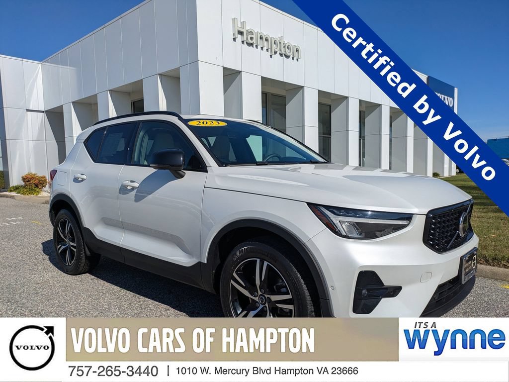 Certified 2023 Volvo XC40 B5 Plus w/ Driver Assist Package AWD/4WD image 1