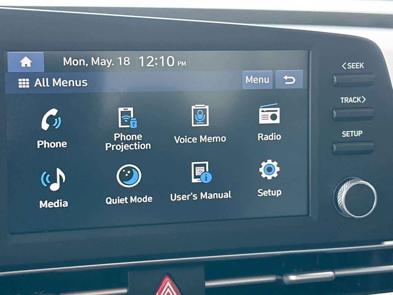 Used 2025 Hyundai Elantra SE FWD image 18