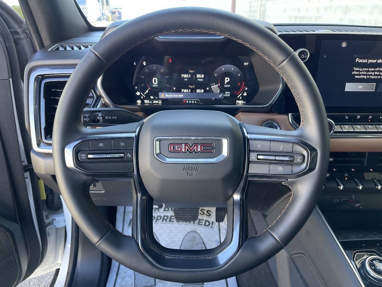 Used 2026 GMC Canyon AT4 AWD/4WD image 14