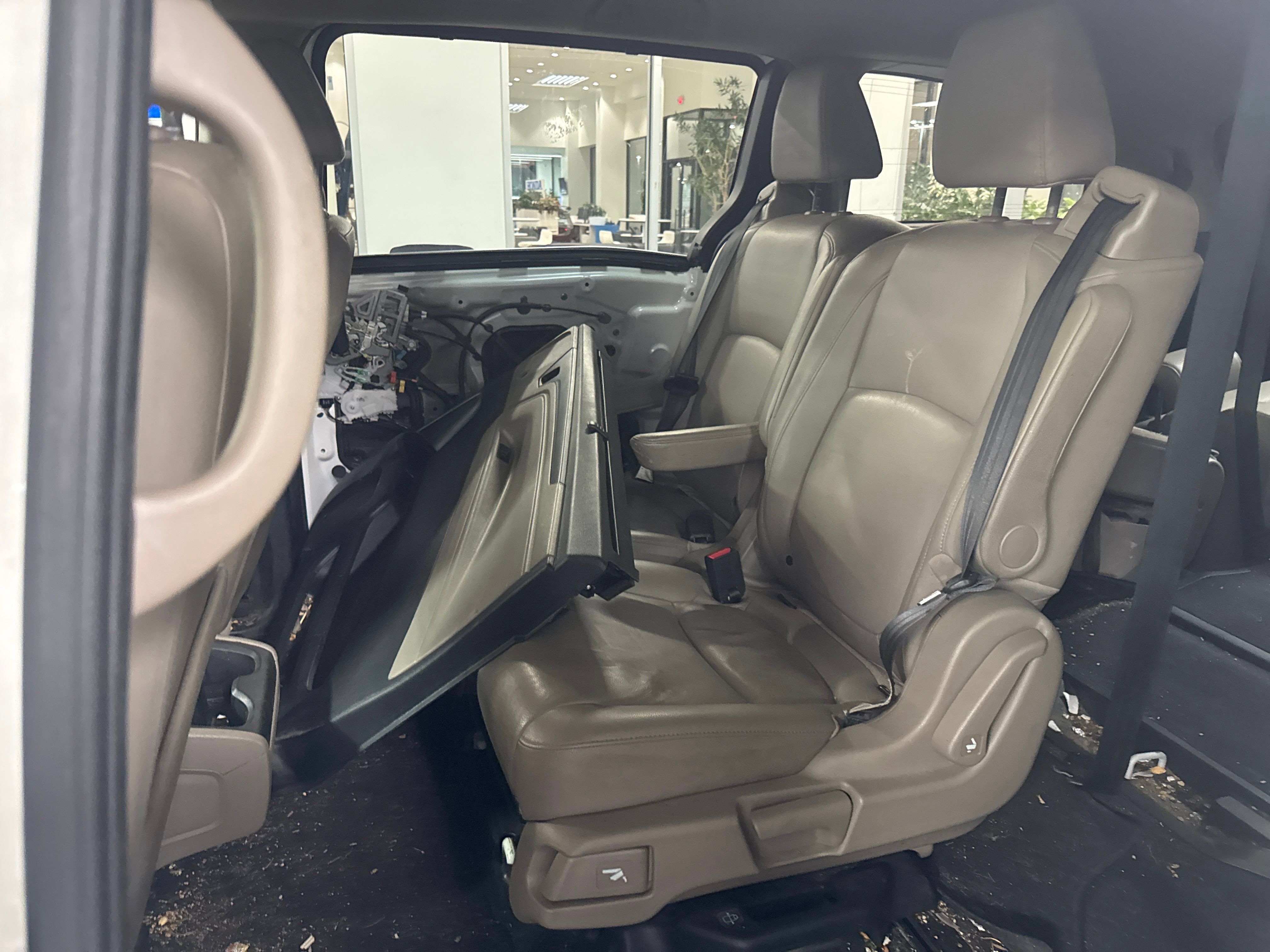 Used 2018 Honda Odyssey EX-L image 31