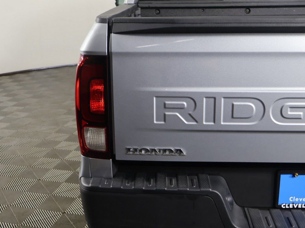 Used 2025 Honda Ridgeline RTL image 16