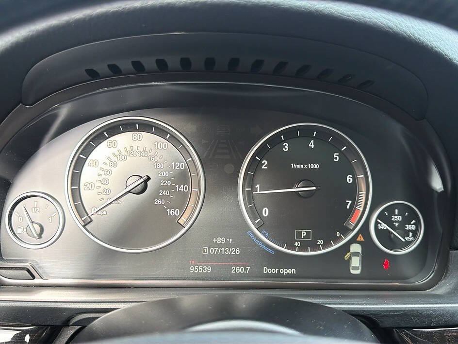 Used 2015 BMW 528i xDrive Sedan AWD/4WD image 8