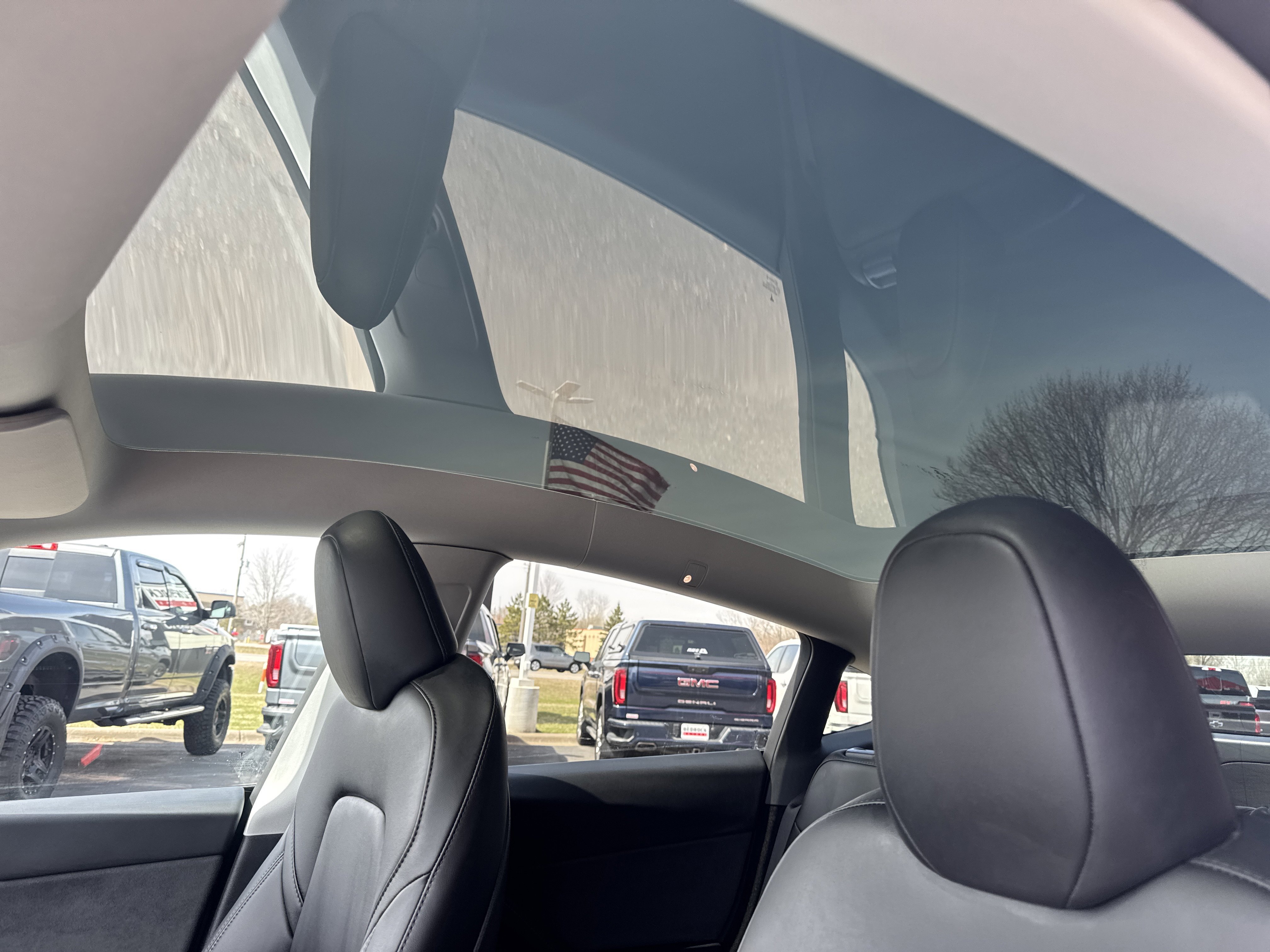 Used 2023 Tesla Model Y Long Range image 17