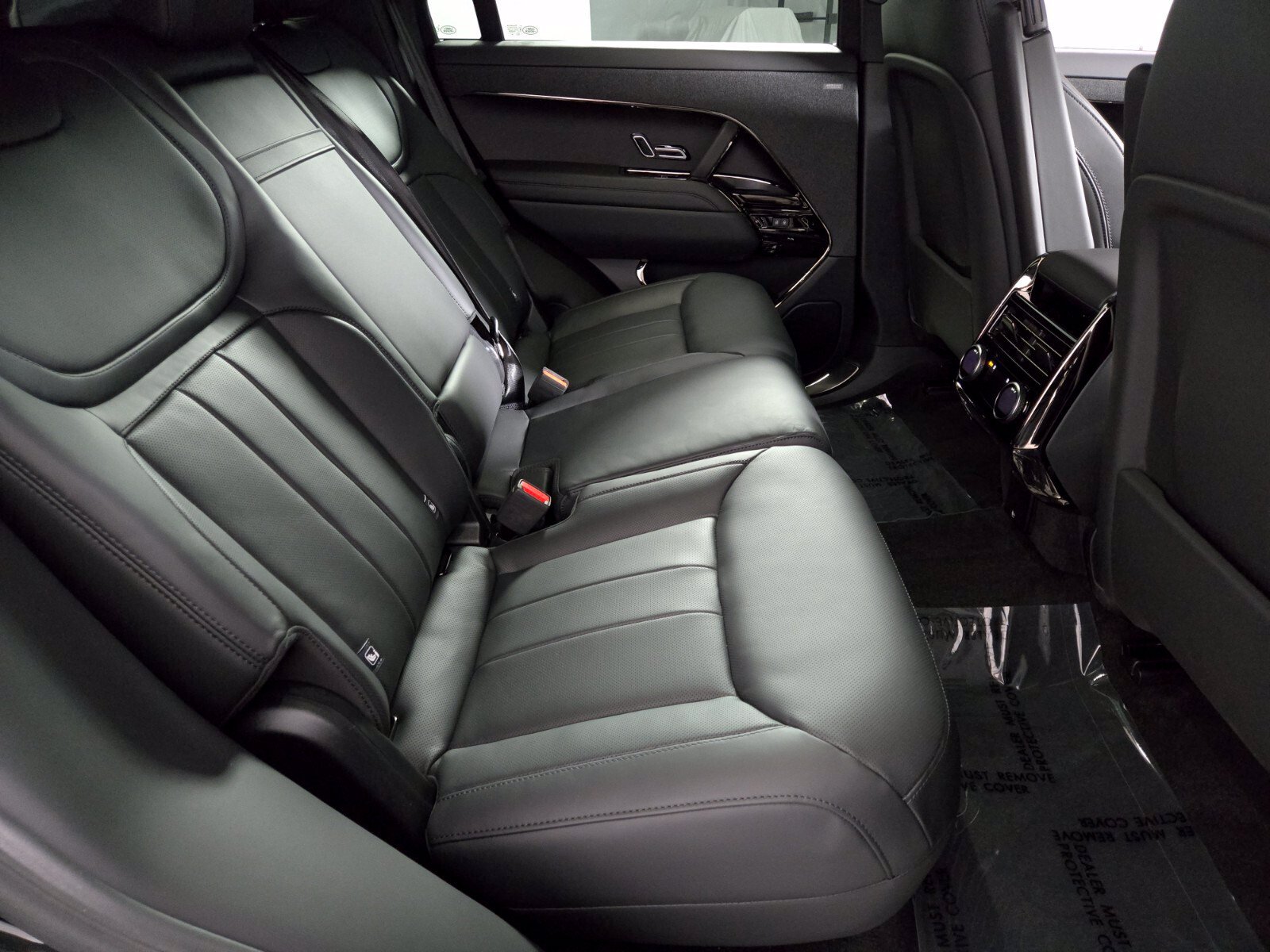 New 2026 Land Rover Range Rover Sport Dynamic SE AWD/4WD image 18