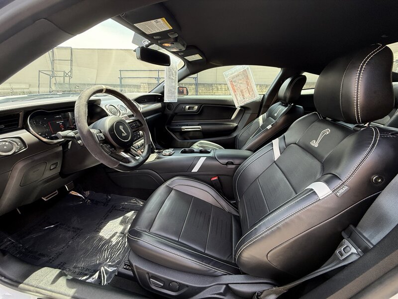 Used 2020 Ford Mustang Shelby GT500 w/ Technology Package RWD image 19