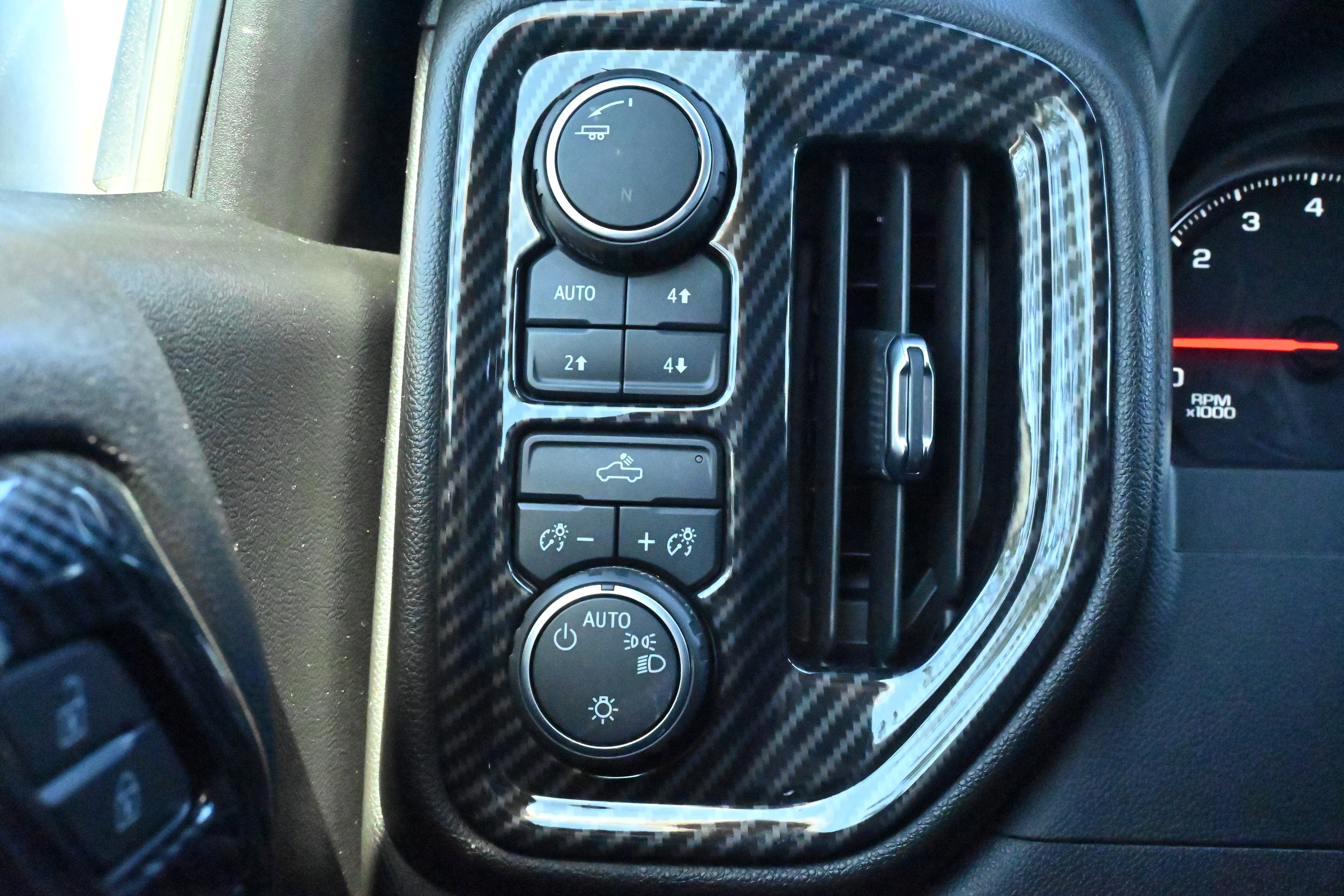 Used 2021 Chevrolet Silverado 1500 Custom Trail Boss image 18