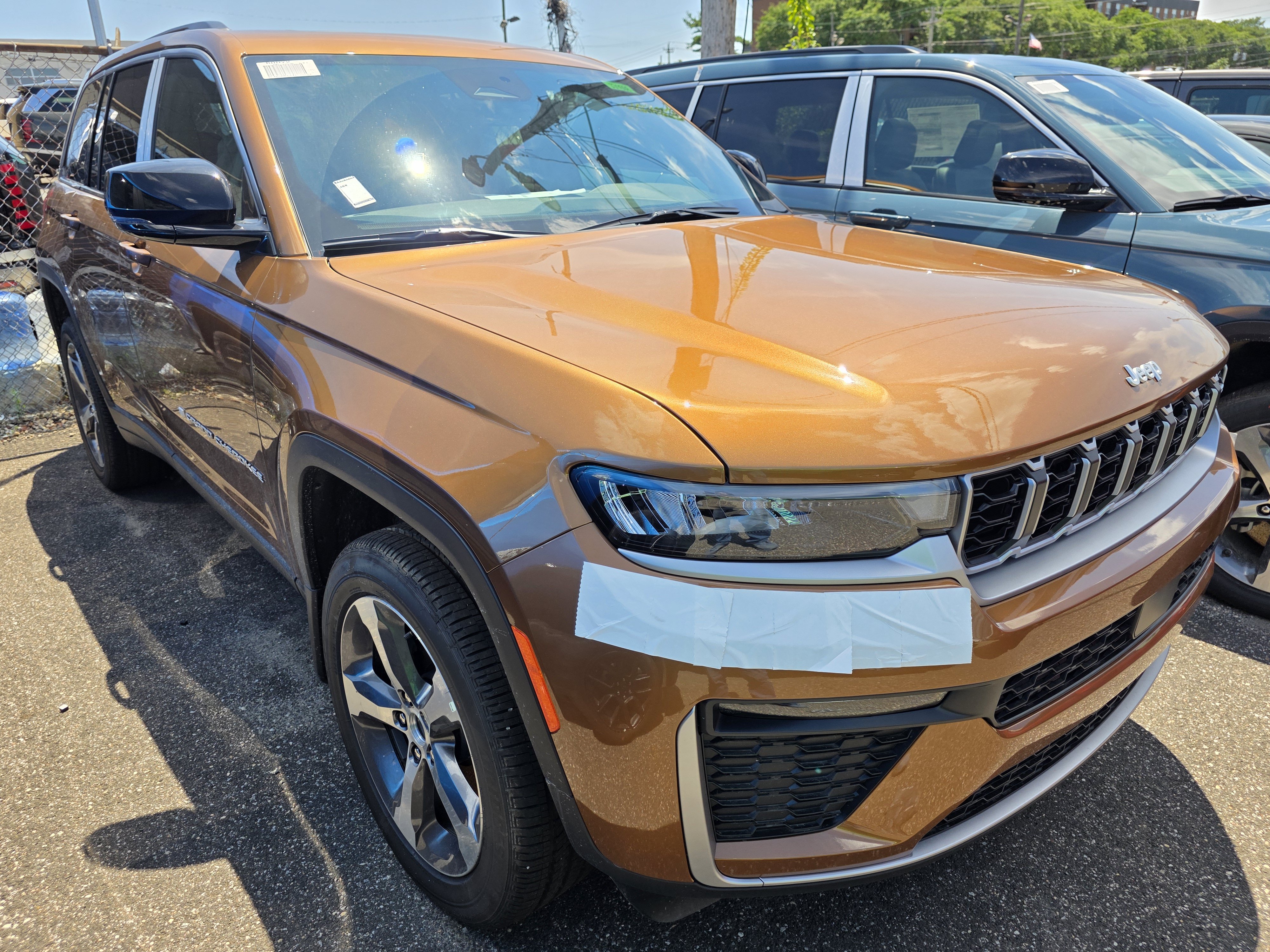 New 2026 Jeep Grand Cherokee Limited w/ MOPAR Finishing Package
