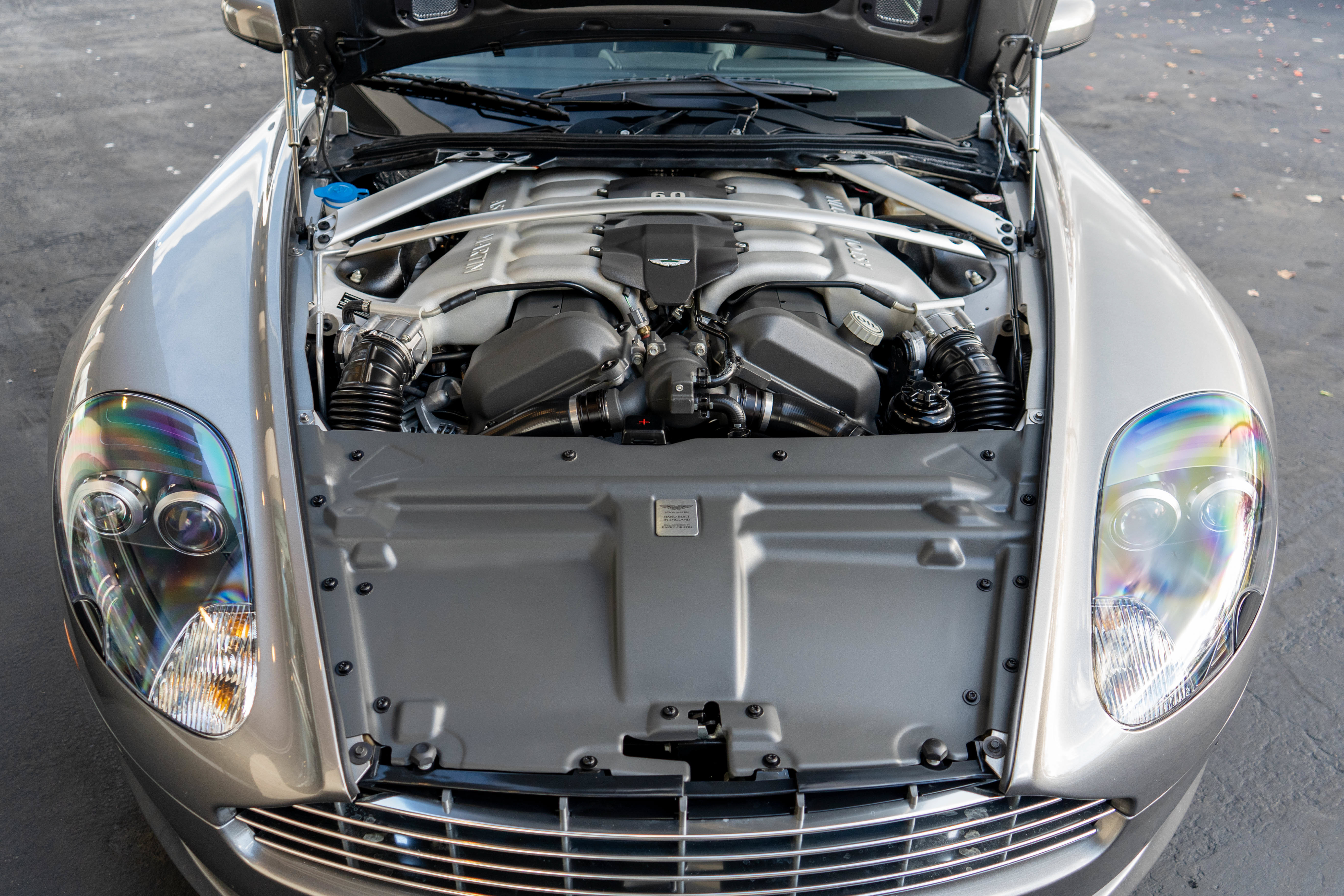 Used 2009 Aston Martin DB9 Volante RWD image 35