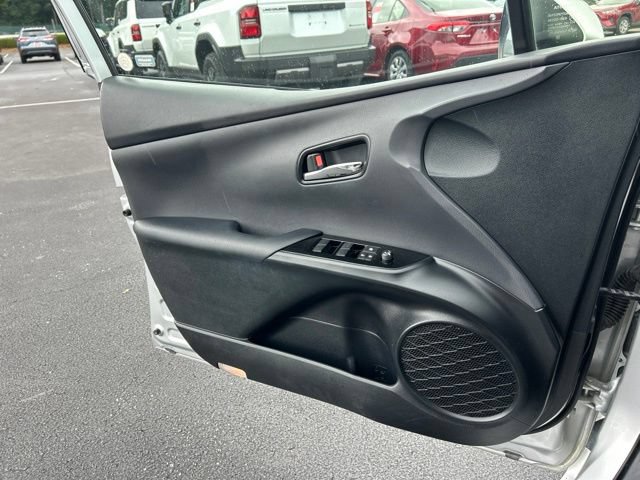 Used 2021 Toyota Prius Prime LE FWD image 28