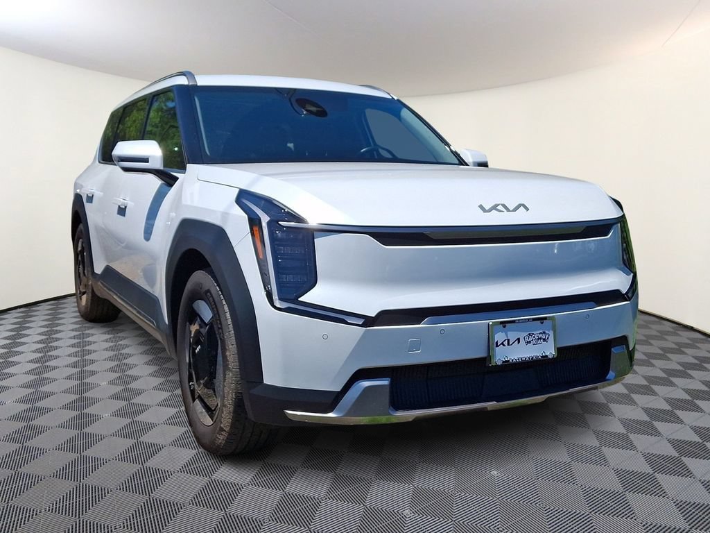 Certified 2024 Kia EV9 Wind