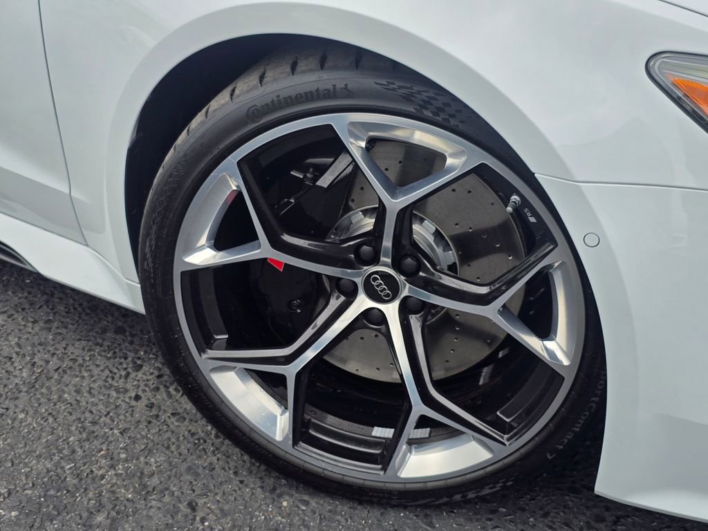 Used 2024 Audi RS 7 Performance image 32