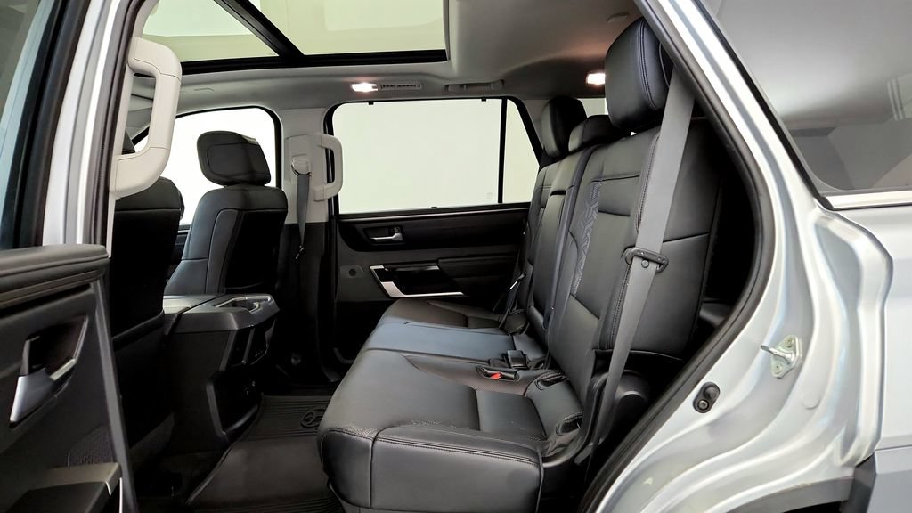 Used 2023 Toyota Sequoia Limited AWD/4WD image 19