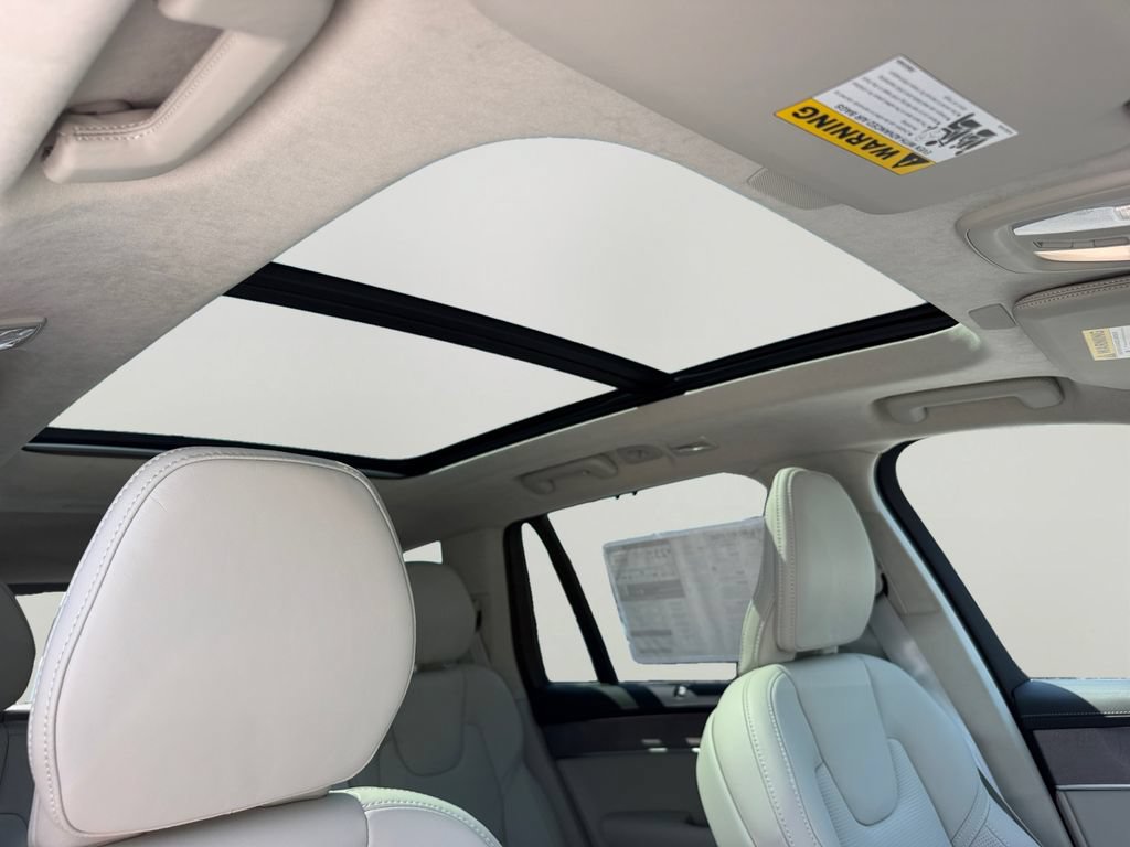 New 2026 Volvo XC90 B6 Ultra w/ Lounge Package AWD/4WD image 5