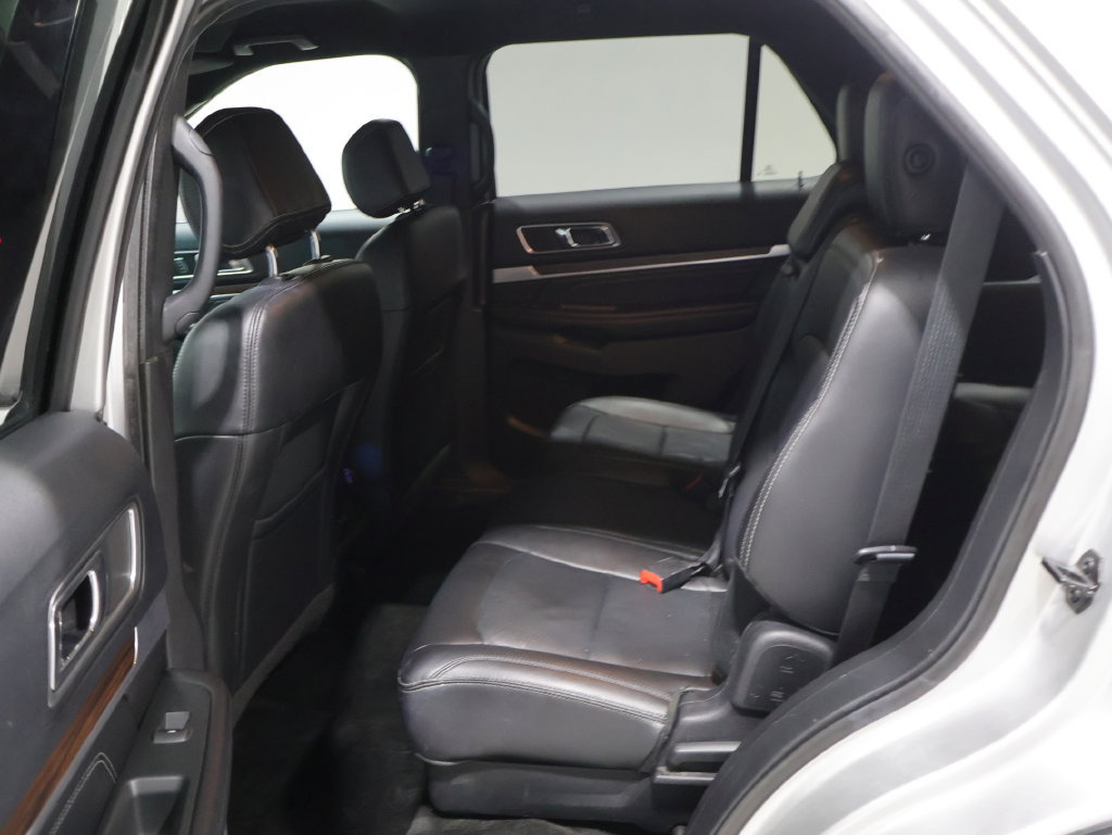 Used 2016 Ford Explorer Limited AWD/4WD image 18