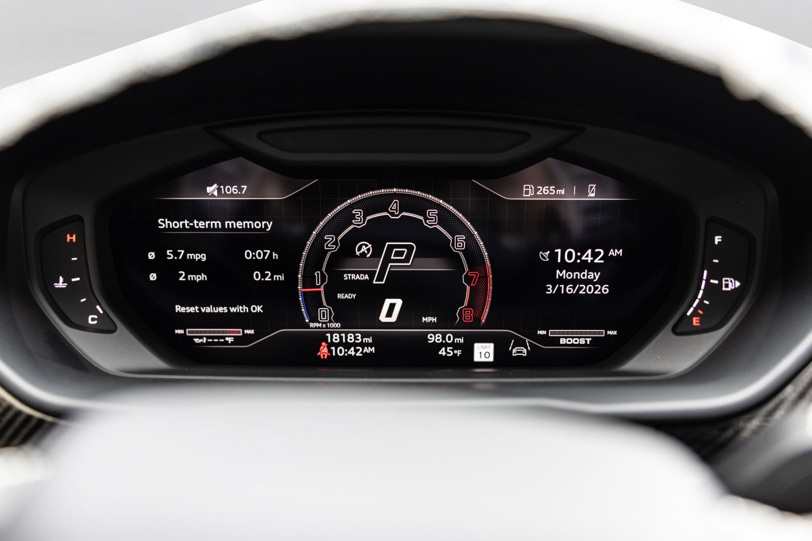 Used 2024 Lamborghini Urus Performante AWD/4WD image 19