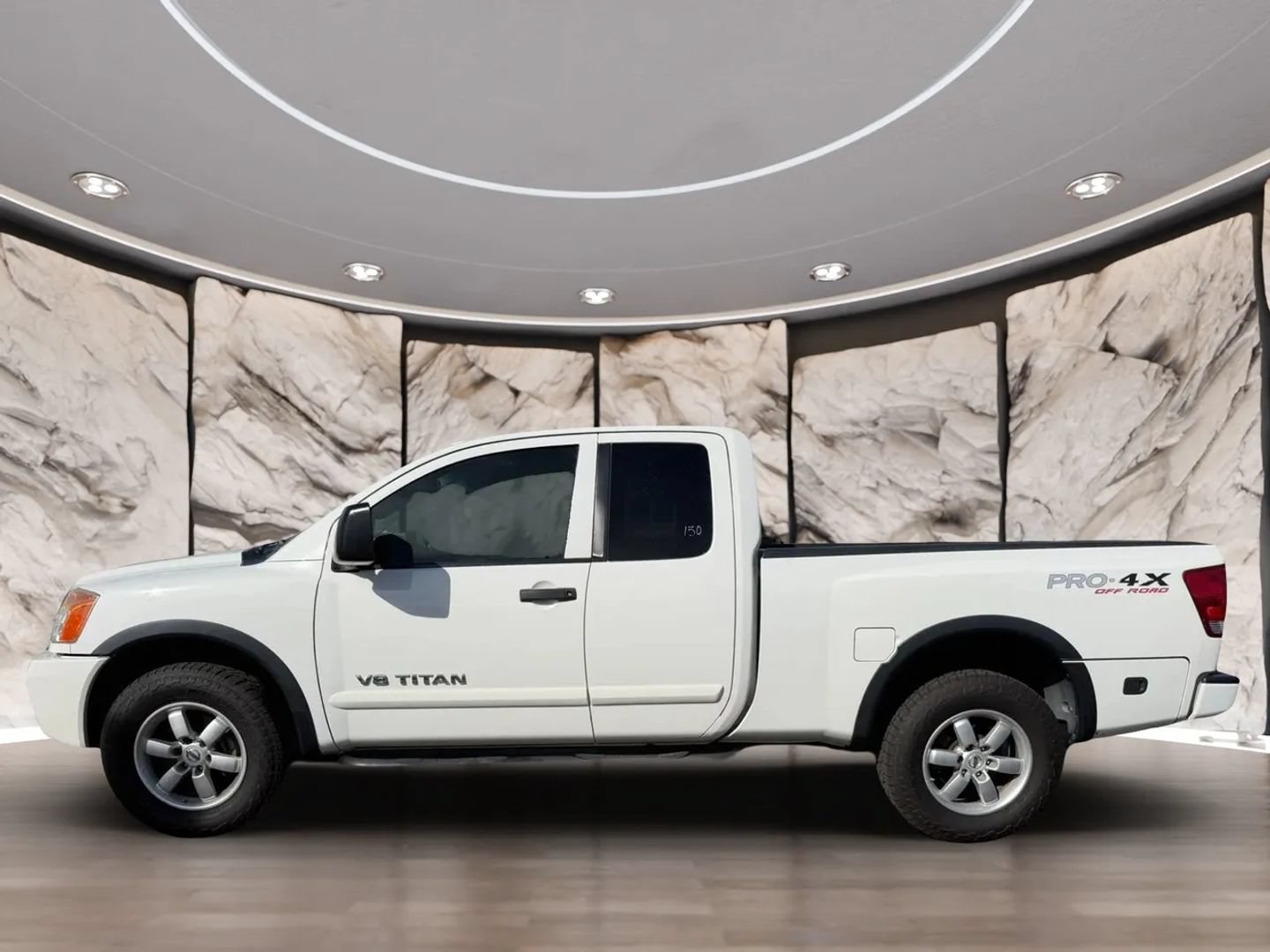 Used 2012 Nissan Titan SV AWD/4WD image 5