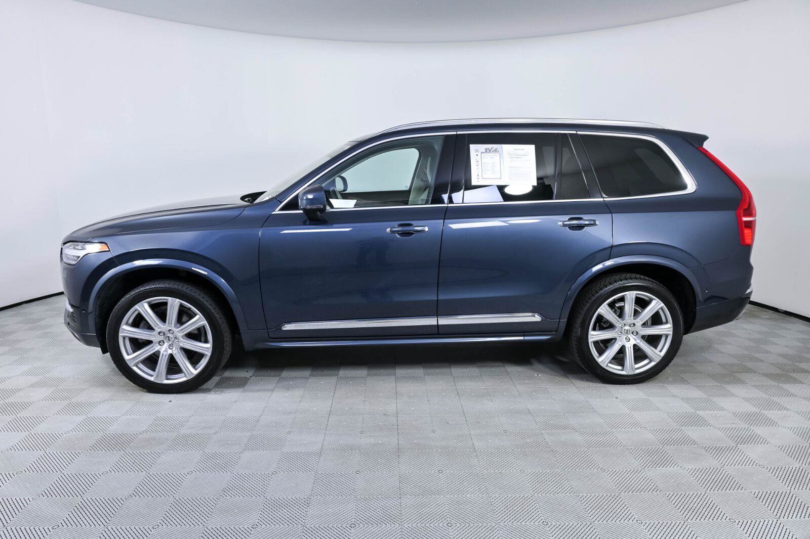 Used 2019 Volvo XC90 T6 Inscription w/ Luxury Package AWD/4WD image 2
