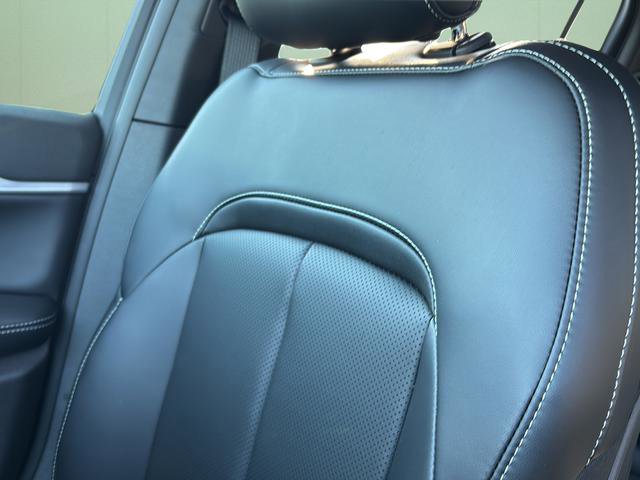 New 2025 Jeep Grand Cherokee L Limited w/ Luxury Tech Group II image 47