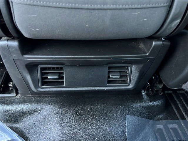 Used 2020 Chevrolet Silverado 1500 LT w/ Remote Start Package image 15