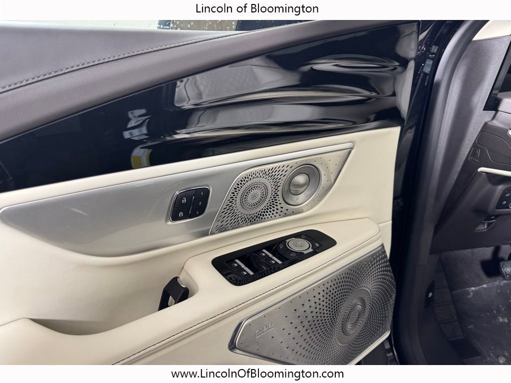 New 2026 Lincoln Nautilus Black Label image 18