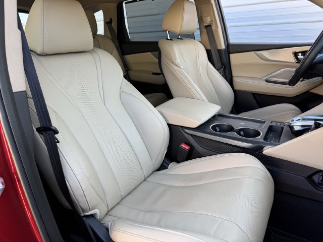 Certified 2025 Acura MDX w/ Technology Package FWD image 25