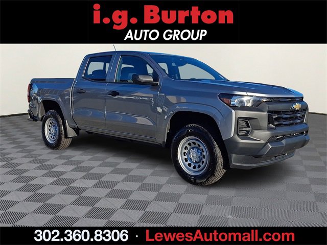 Used 2025 Chevrolet Colorado W/T w/ Advanced Trailering Package