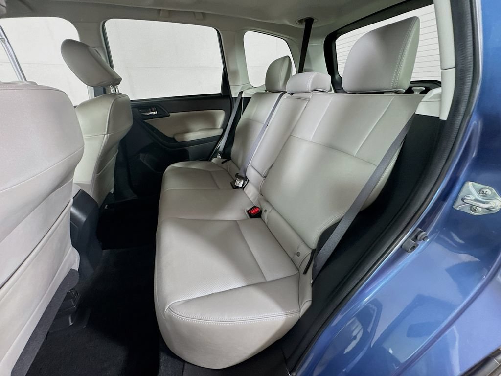 Used 2015 Subaru Forester 2.5i Limited AWD/4WD image 29