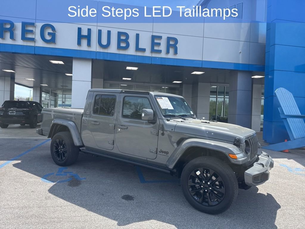 Used 2023 Jeep Gladiator Overland image 16