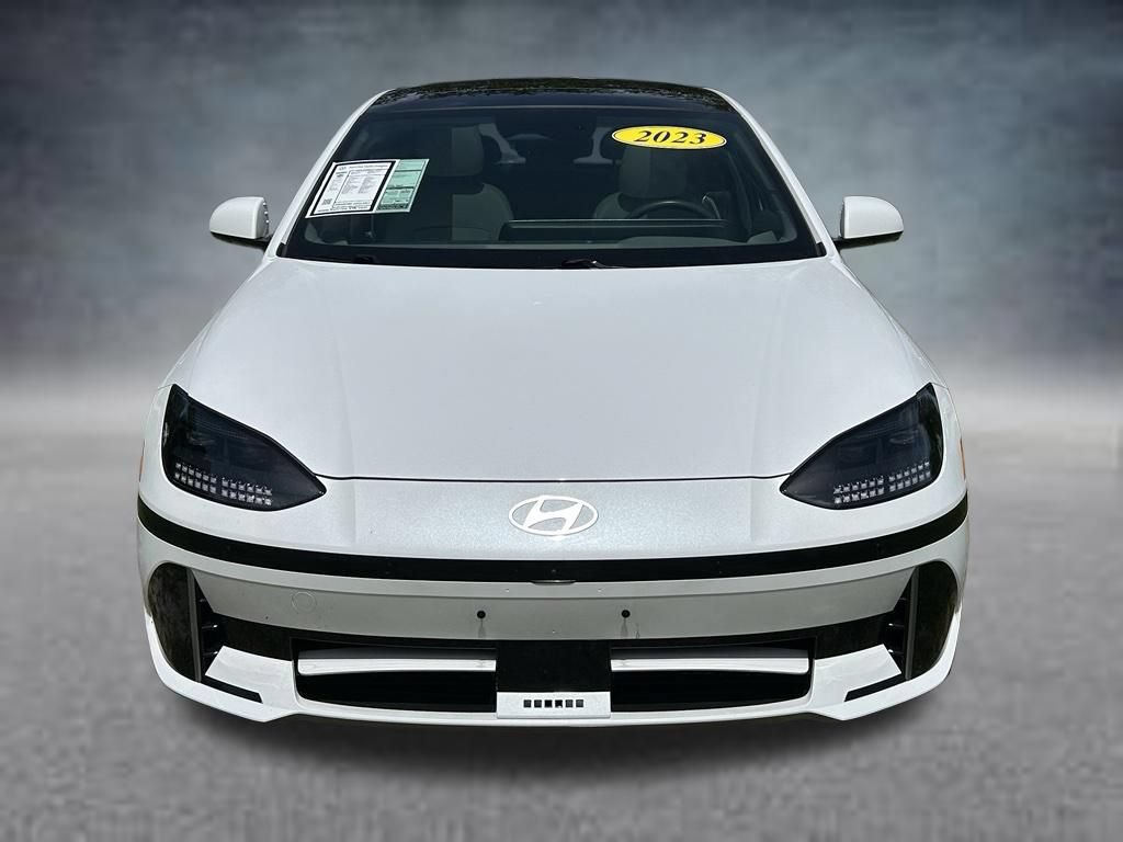 Used 2023 Hyundai Ioniq 6 Limited RWD image 2