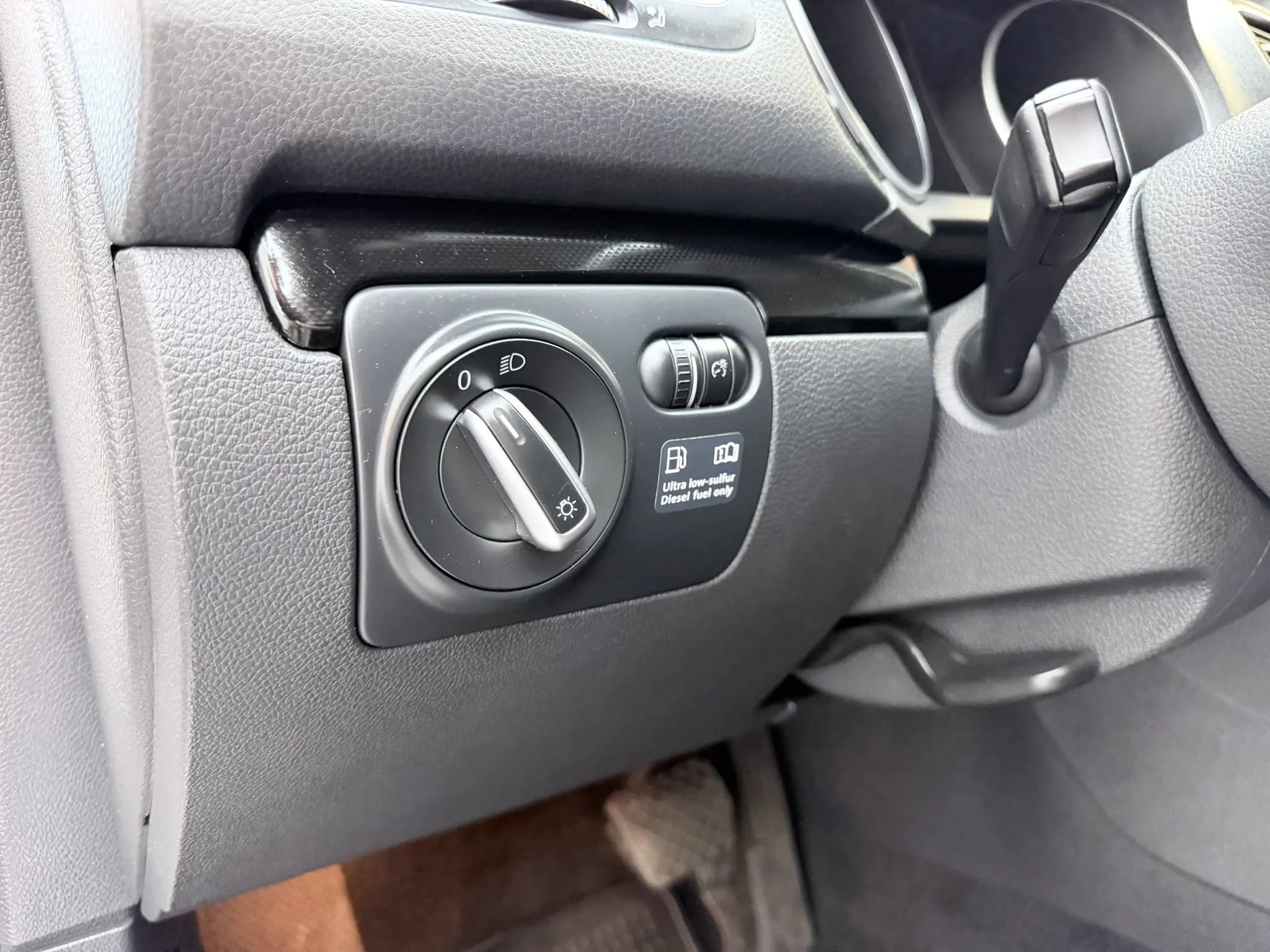 Used 2011 Volkswagen Jetta TDI FWD image 13