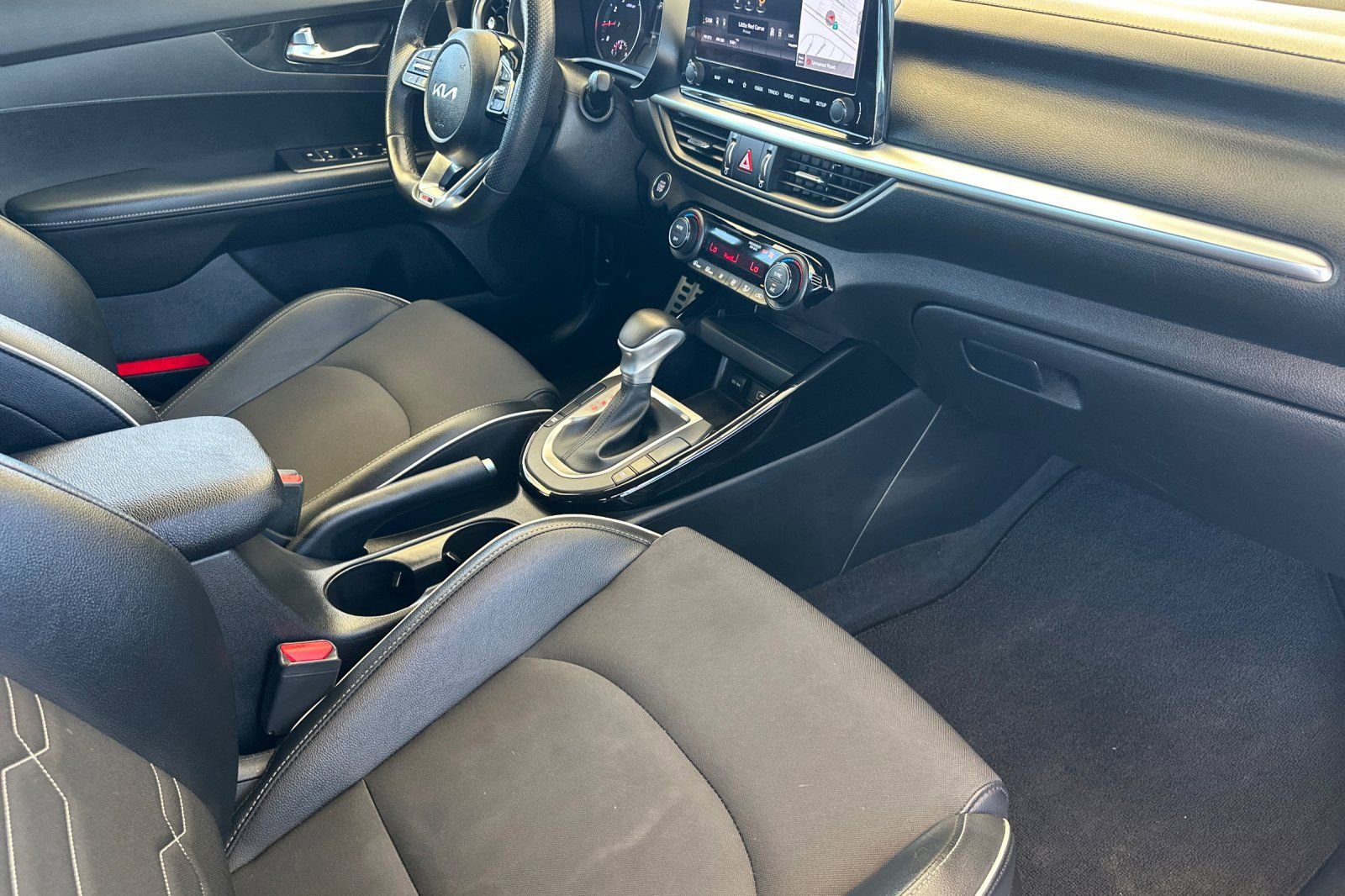 Used 2022 Kia Forte GT-Line FWD image 15