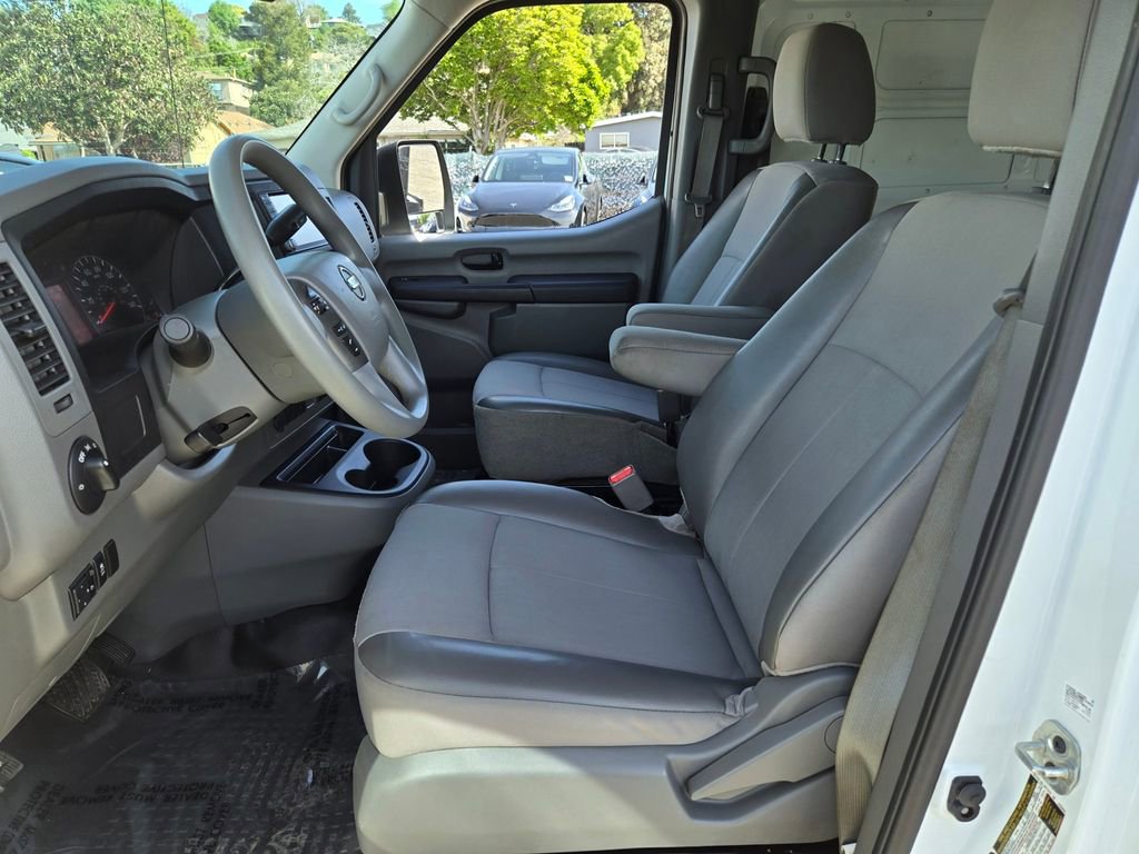 Used 2019 Nissan NV 2500 S w/ Back Door Glass Package image 14
