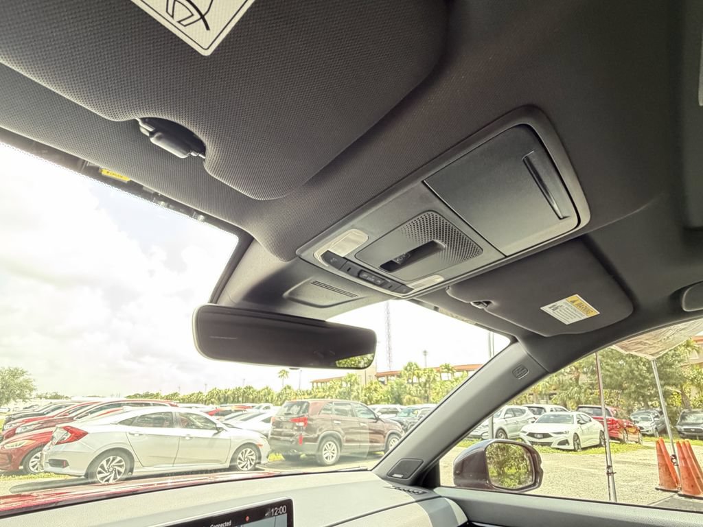 Used 2025 Honda CR-V Sport Touring image 32