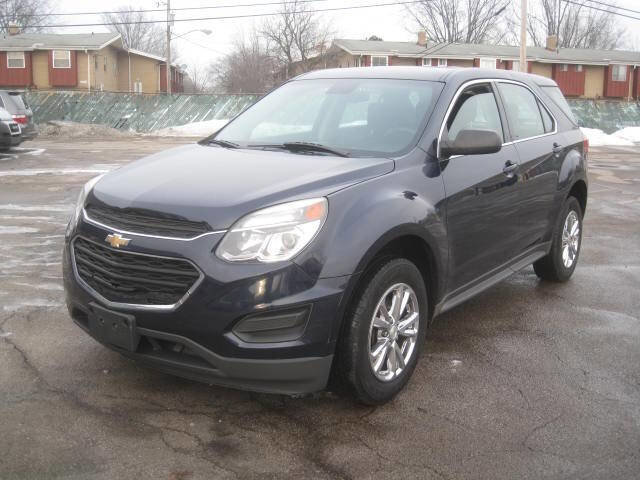 Used 2017 Chevrolet Equinox LS image 1