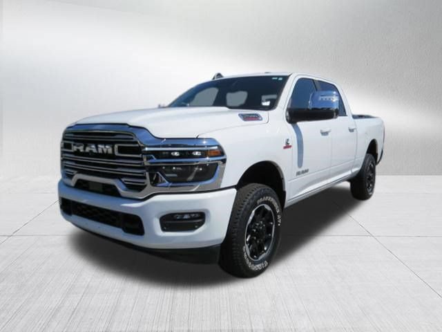 Certified 2026 RAM 2500 Laramie AWD/4WD image 3