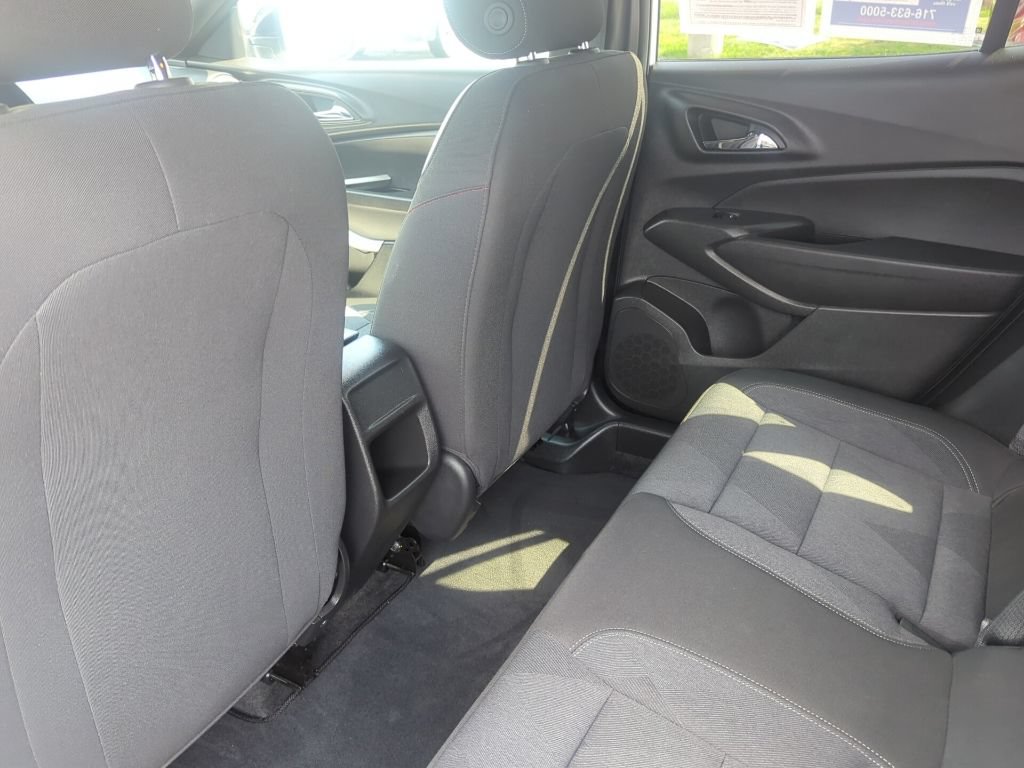 Certified 2024 Chevrolet Trax RS w/ Driver Confidence Package FWD image 15