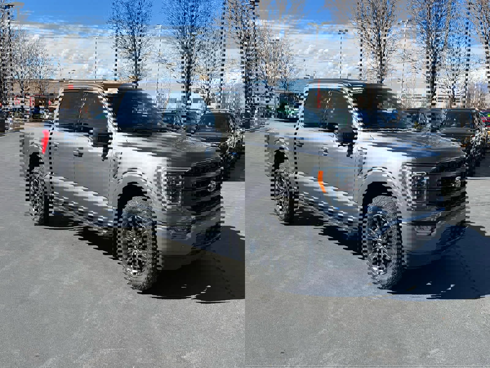 Used 2022 Ford F150 Lariat w/ Equipment Group 502A High image 5