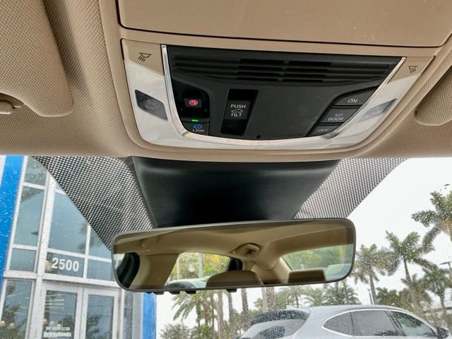Used 2023 Acura TLX FWD image 30