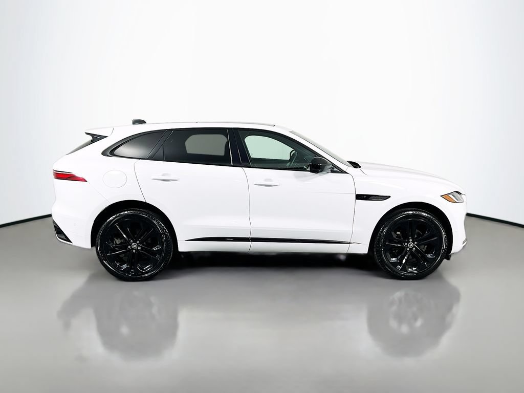 Certified 2025 Jaguar F-PACE R-Dynamic S AWD/4WD image 4