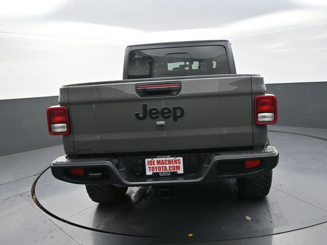 Used 2022 Jeep Gladiator Sport image 6