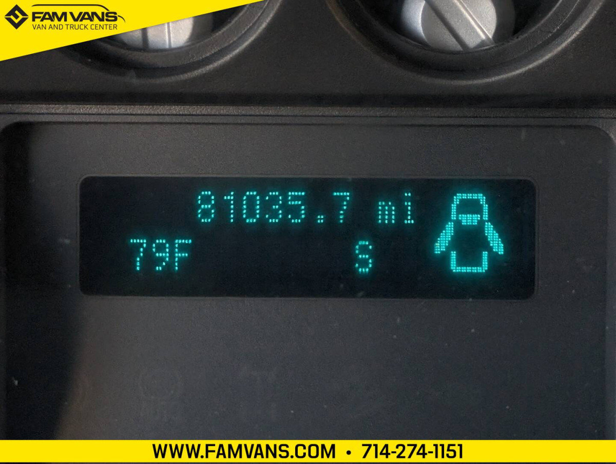 Used 2015 Ford F550 2WD Regular Cab Super Duty image 30