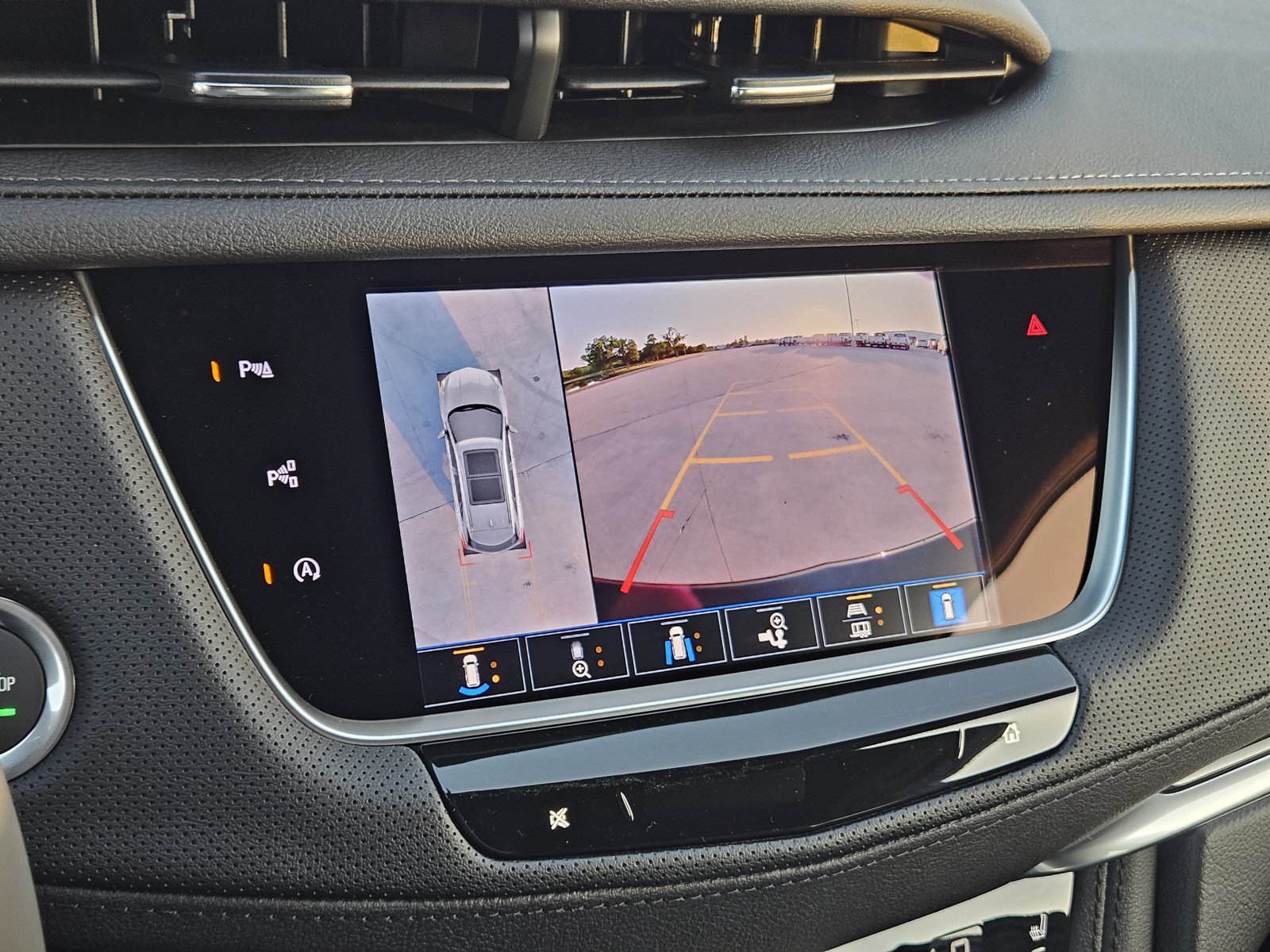 New 2026 Cadillac XT5 Premium Luxury w/ Driver Assist Package FWD image 12