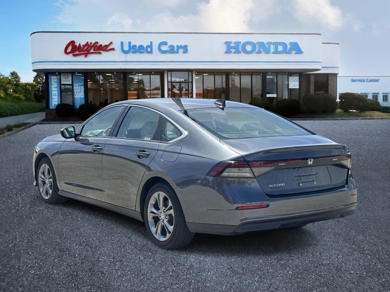 Used 2024 Honda Accord EX image 3