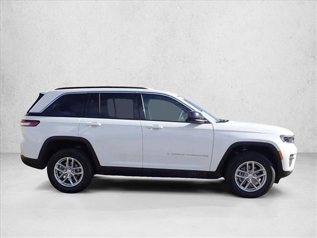 New 2026 Jeep Grand Cherokee Laredo X AWD/4WD image 5