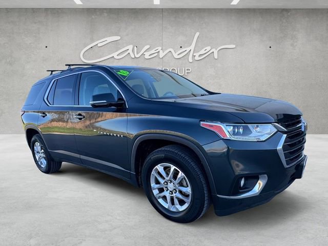 Used 2018 Chevrolet Traverse LT image 2
