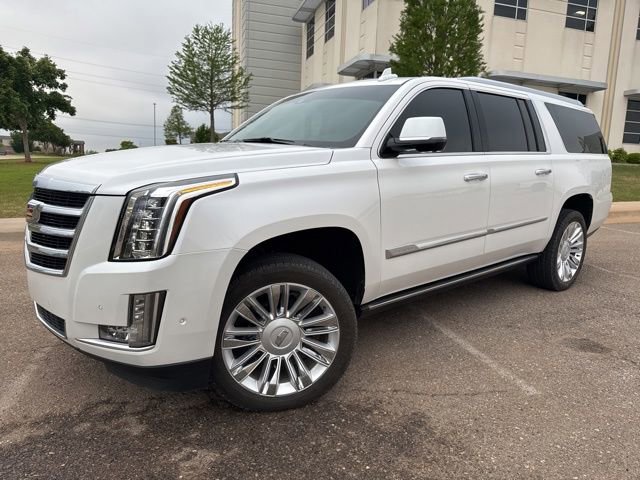 Used 2020 Cadillac Escalade ESV Premium Luxury AWD/4WD image 1